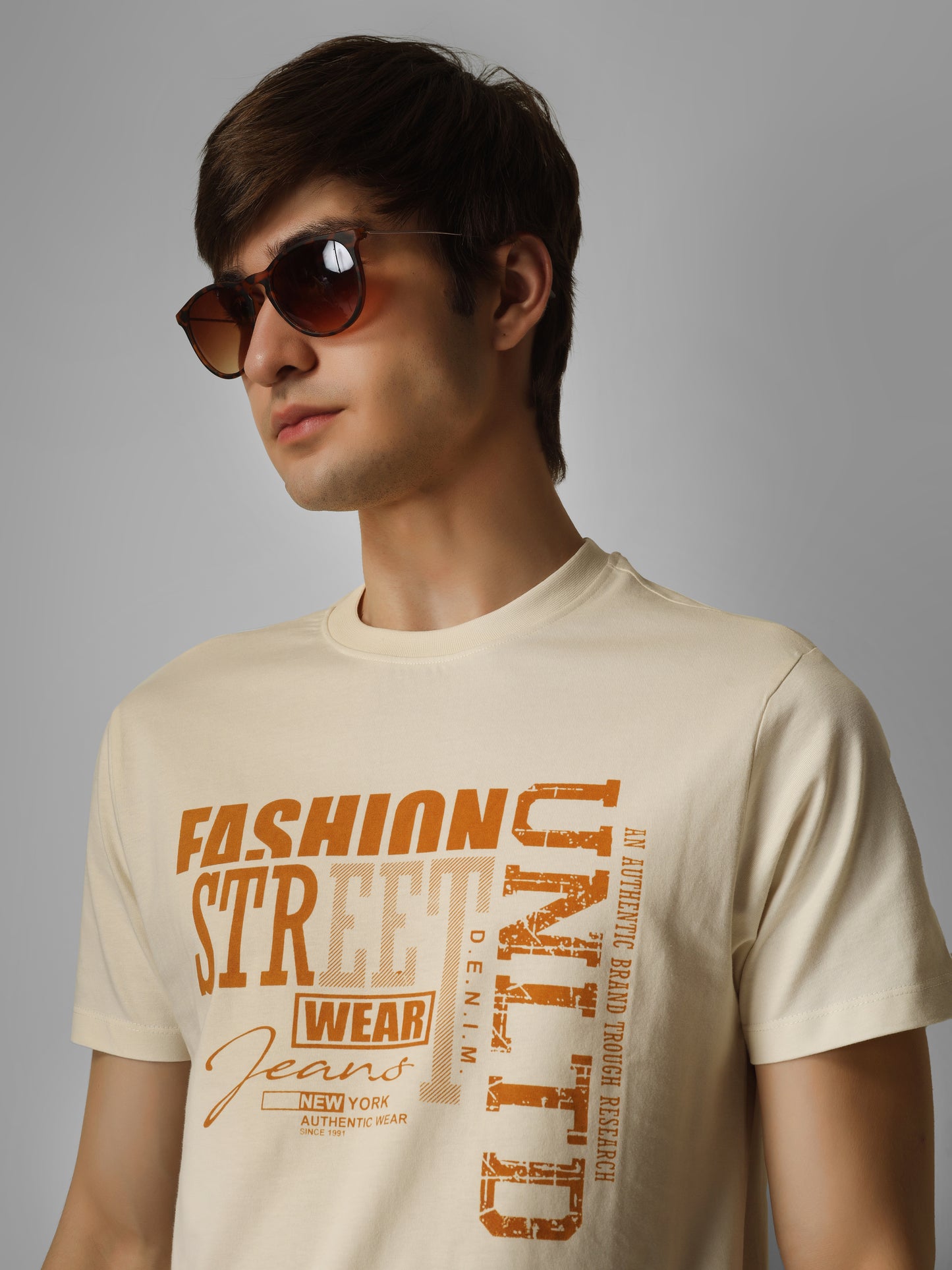 Basic Round Neck Regular Mens T-Shirt - RSBO 0003